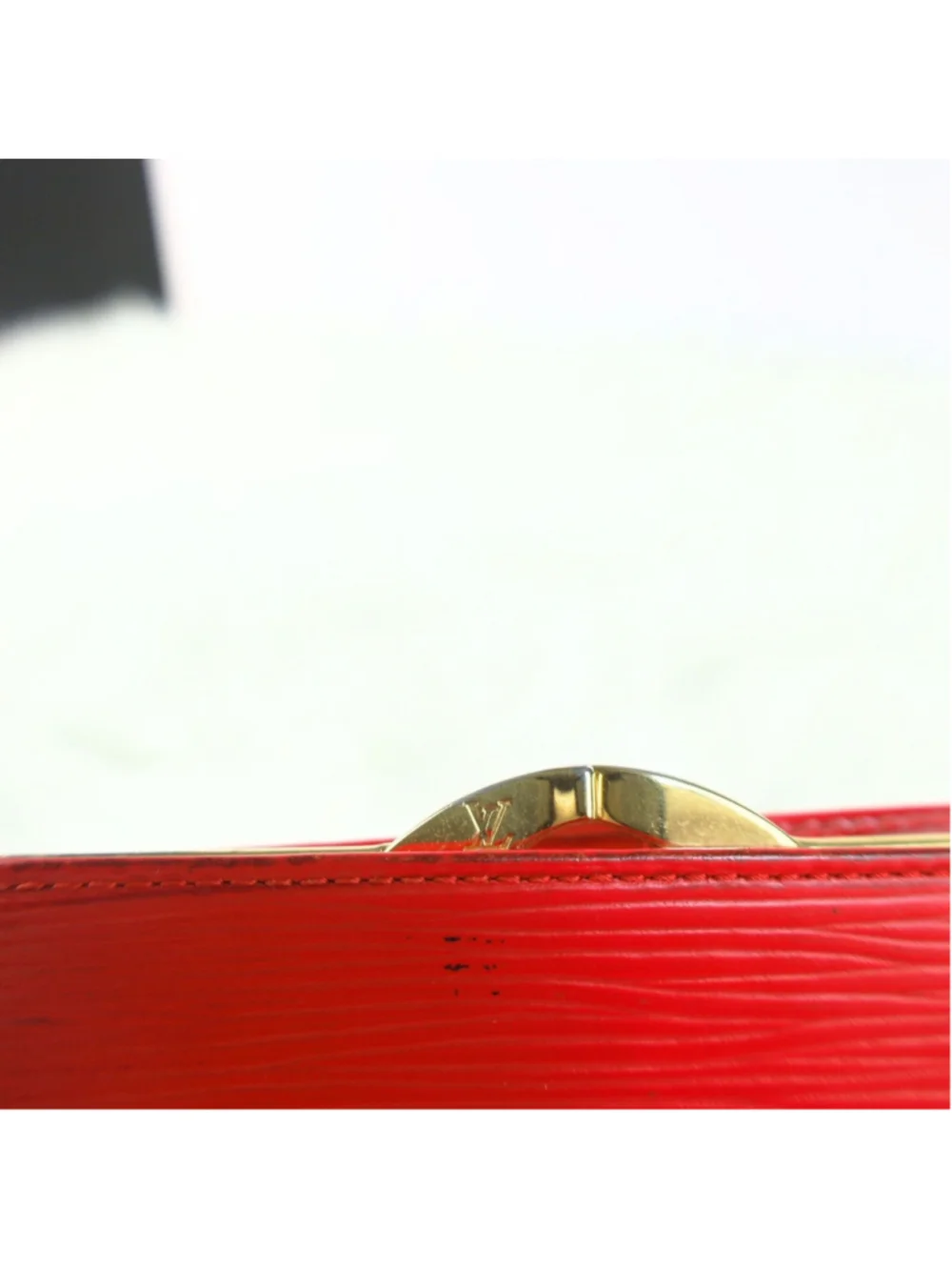 Preowned Louis Vuitton Epi Continental Veinnoiserie in Castilean Red Women Walle